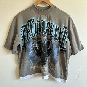 Boohoo Gray Graphic Short Sleeve Tee